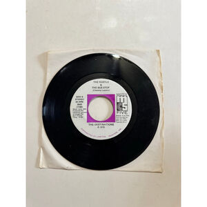 1976 Master Records 45 RPM The Destinations “ I’ve Got To Dance To Keep From Cry